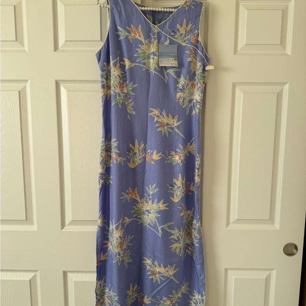 Gold Floral Blue Maxi Dress V-Neck Resort Wear 100% Silk